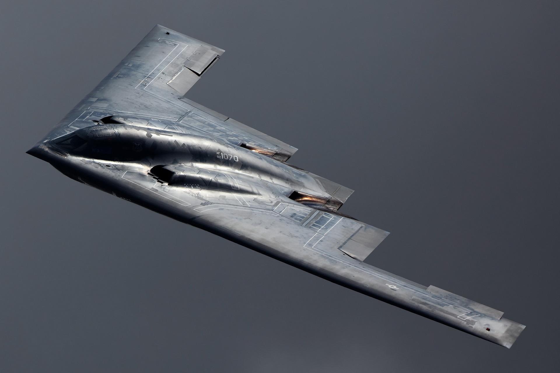 Stealth Over Gotham. The Sovereign Of The Skies