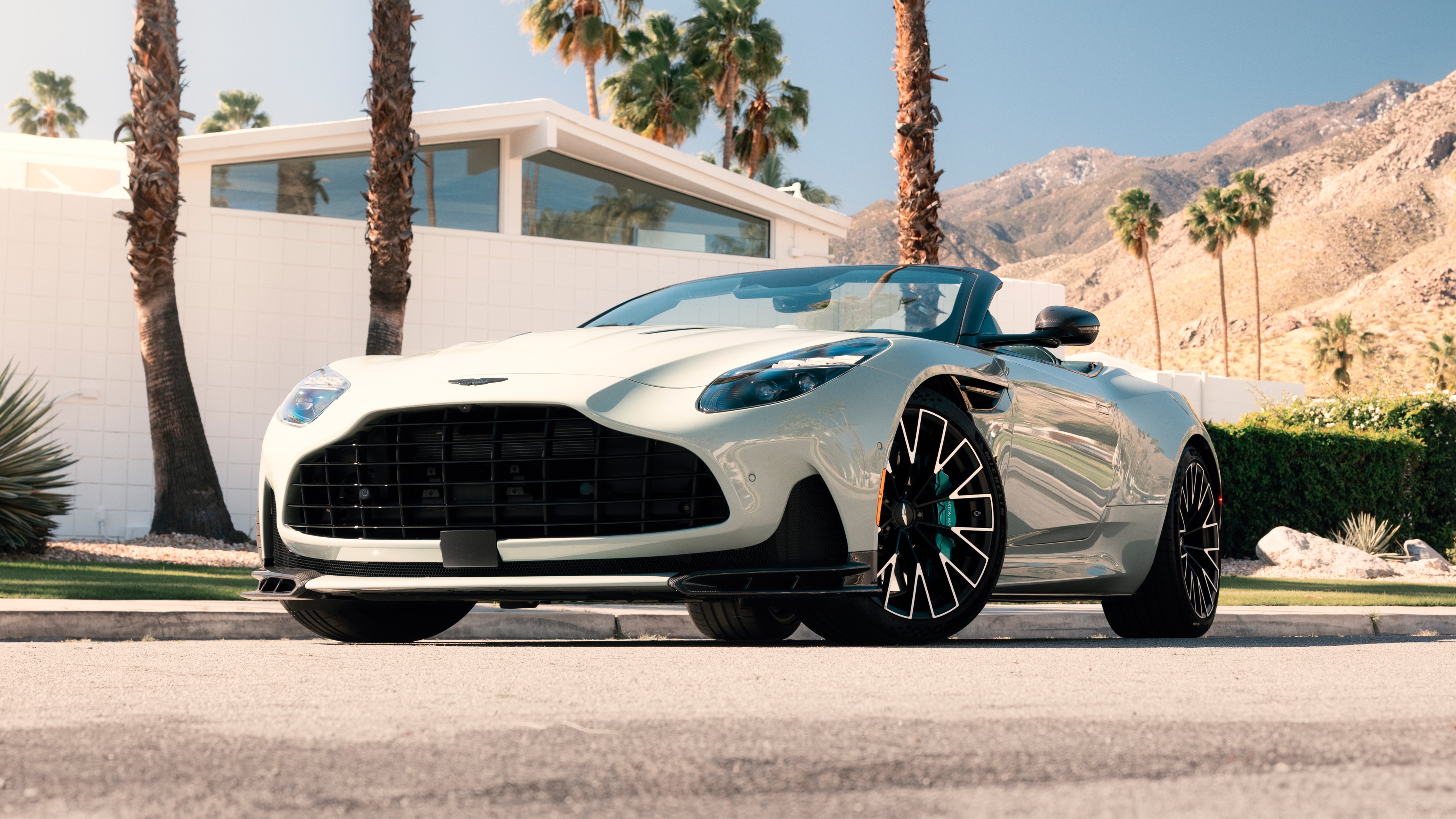 Palm Springs Grand Tourer. Open Top Elegance